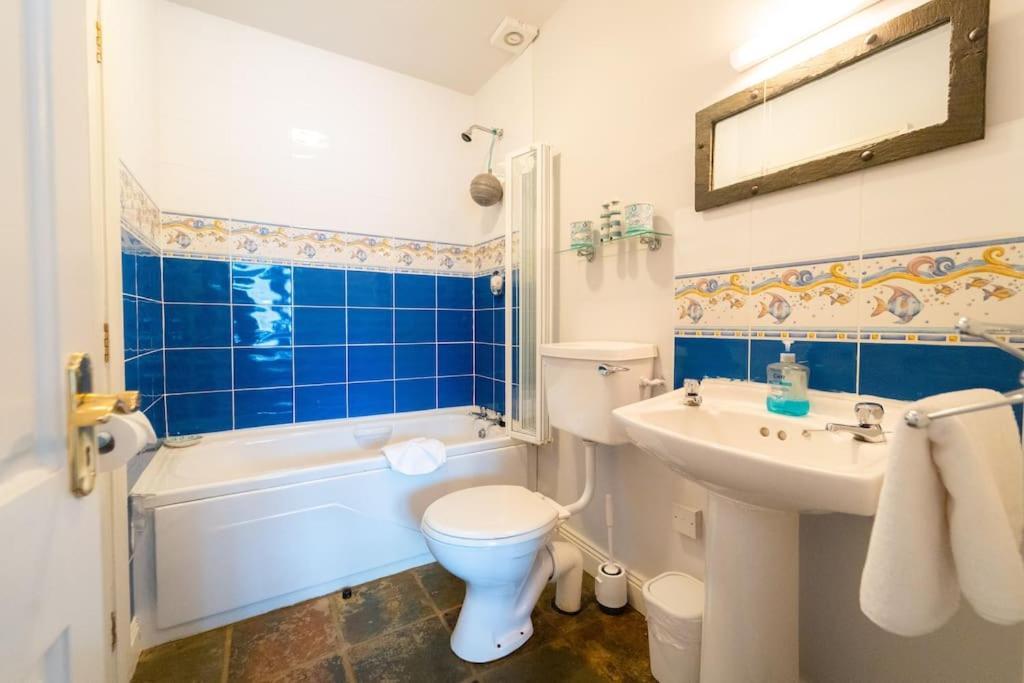 The Haven Dingle, Self Catering Accommodation 外观 照片